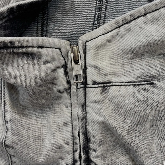 Retrofete Light Acid Wash One Sleeve Moira Top NWT Size XS - Picture 10 of 11